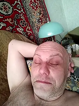 Pineapple04 online show from April 2026 04:28:01 AM