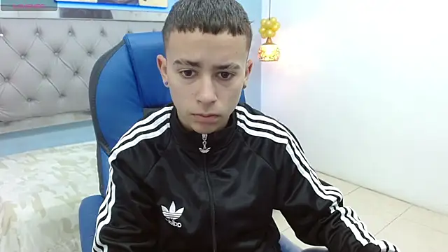 Xavii18 online show from March 2025 12:55:02 PM