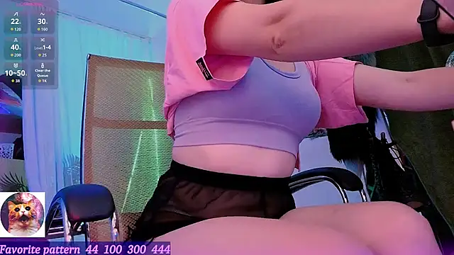 Toxic Ellies online show from July 2026 01:38:01 PM