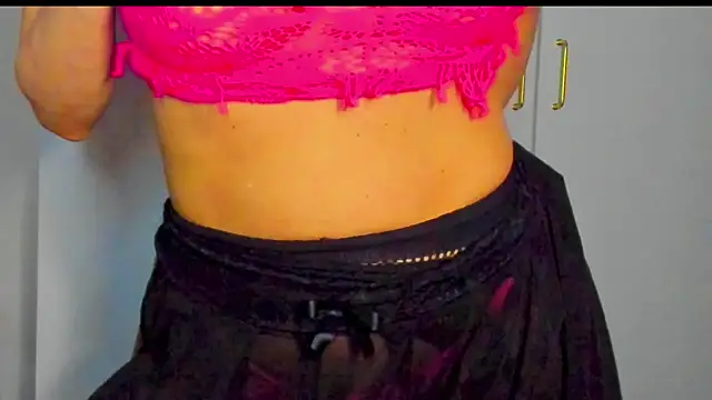 SuriFlirt online show from April 2026 11:40:02 PM