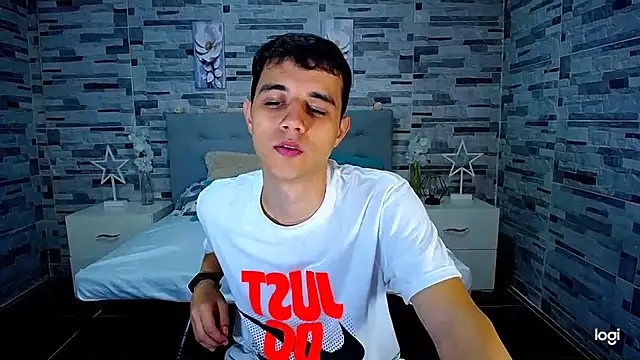 ADAM HOT online show from October 2025 10:29:02 PM