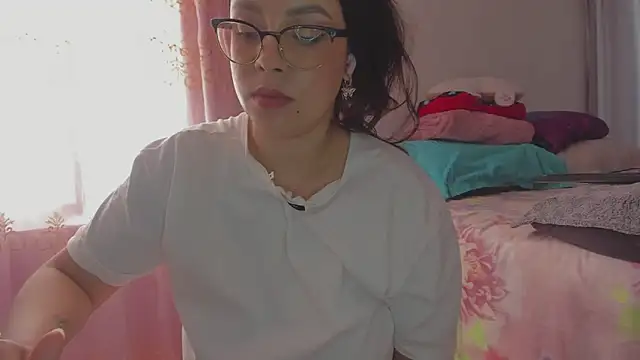 HARLEYNAPIER online show from March 2026 08:37:01 PM