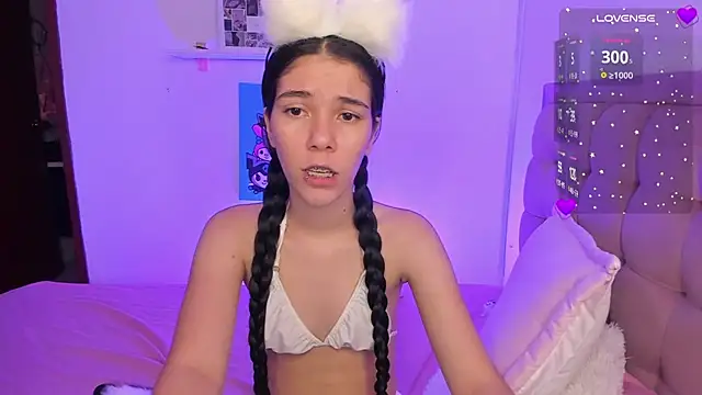 sofi cute01 online show from March 2025 01:06:01 AM