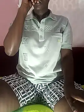 Snapshot of Hazel_blac chatting on January 2025 10:23:02 AM Hazel blac online show from January 2025 10:23:02 AM