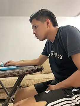 Dani202017 online show from February 2025 10:29:02 PM