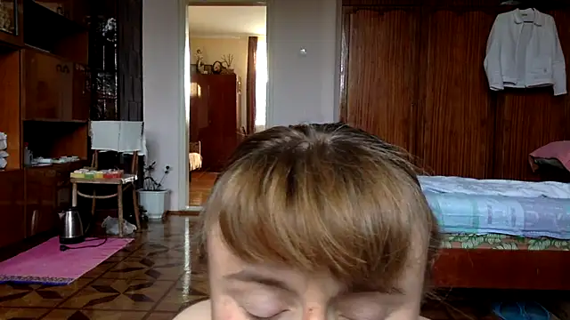 Snapshot of KlavdiaPetrivna chatting on June 2026 03:37:02 AM KlavdiaPetrivna online show from June 2026 03:37:02 AM