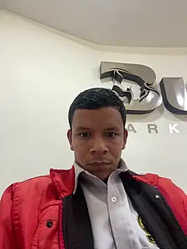 Snapshot of Onel9701 chatting on May 2026 01:04:02 PM Onel9701 online show from May 2026 01:04:02 PM