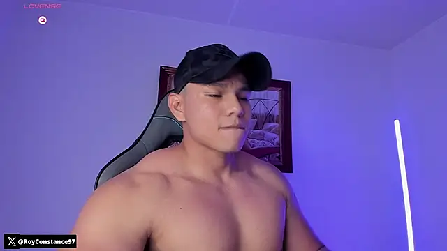 RoyConstance online show from December 2025 03:33:02 AM