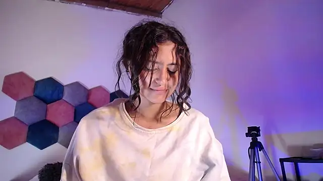 liz-beths online show from February 2025 04:36:02 PM