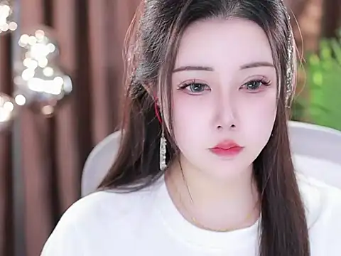 Qiaoqiao  online show from March 2025 07:10:01 AM