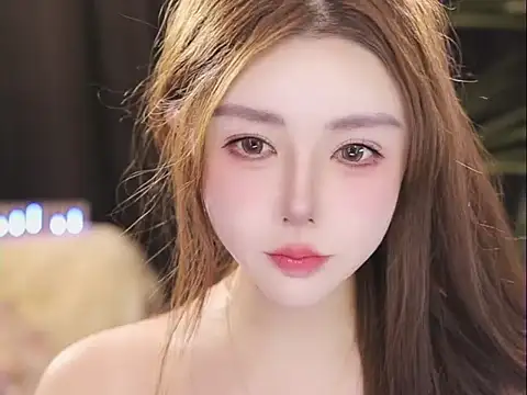Snapshot of Qiaoqiao_ chatting on July 2026 04:32:02 PM Qiaoqiao online show from July 2026 04:32:02 PM