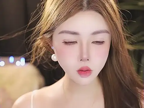 Snapshot of Qiaoqiao_ chatting on July 2026 07:20:02 PM Qiaoqiao online show from July 2026 07:20:02 PM
