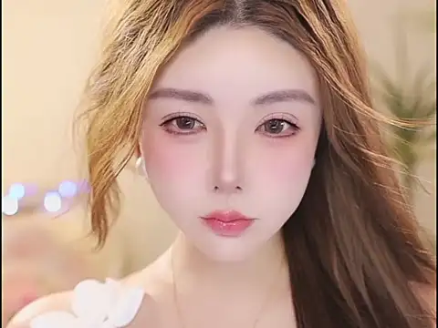 Snapshot of Qiaoqiao_ chatting on July 2026 04:27:02 PM Qiaoqiao online show from July 2026 04:27:02 PM