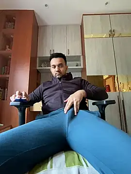 Snapshot of BengaliBabu_Rohan chatting on January 2025 06:13:02 AM BengaliBabu Rohan online show from January 2025 06:13:02 AM