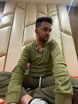 Snapshot of BengaliBabu_Rohan chatting on January 2025 05:34:02 PM BengaliBabu Rohan online show from January 2025 05:34:02 PM