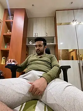 Snapshot of BengaliBabu_Rohan chatting on February 2025 03:14:01 PM BengaliBabu Rohan online show from February 2025 03:14:01 PM