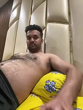 Snapshot of BengaliBabu_Rohan chatting on February 2025 05:46:02 PM BengaliBabu Rohan online show from February 2025 05:46:02 PM