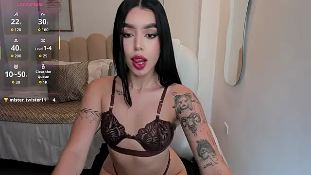 Snapshot of zoee_jackson chatting on May 2026 07:42:01 PM zoee jackson online show from May 2026 07:42:01 PM