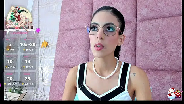 LilitRobins online show from January 2025 07:50:02 PM