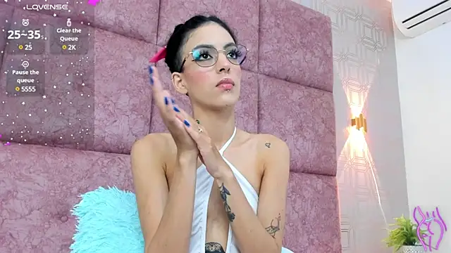 LilitRobins online show from January 2025 01:15:01 AM