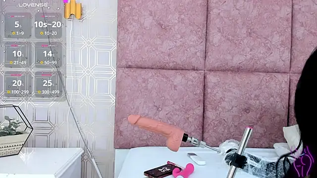 LilitRobins online show from January 2025 09:46:01 PM