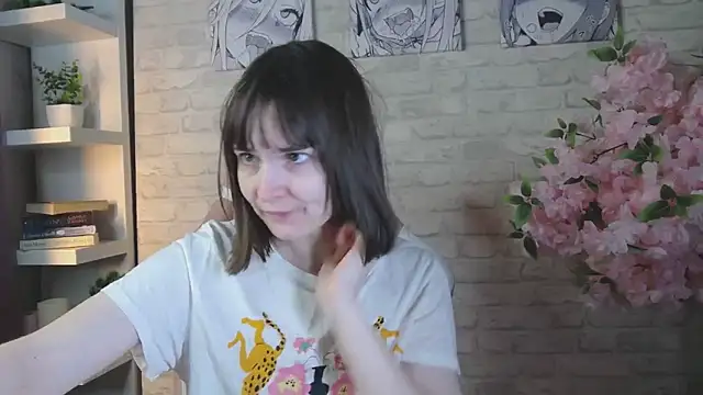 ManuTaya online show from February 2025 11:29:02 AM