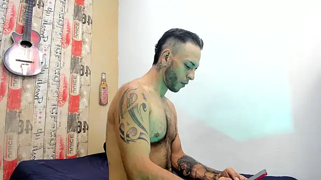 Snapshot of Andrey_u92 chatting on February 2025 04:09:02 AM Andrey u92 online show from February 2025 04:09:02 AM