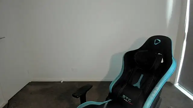  DownUnderFit  online show from November 2025 11:03:01 PM