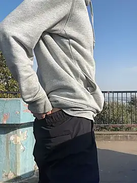 takuyapp online show from January 2026 04:27:01 AM