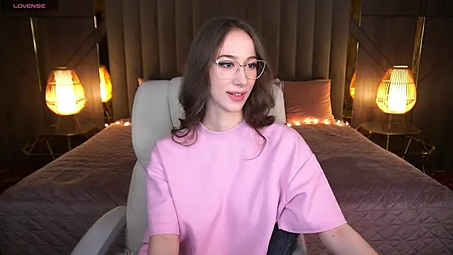 Evelyn Rush online show from March 2025 03:54:02 AM