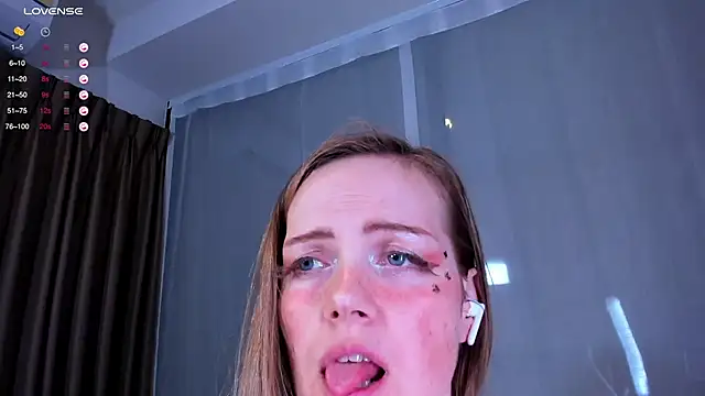 CutieEllie online show from December 2024 04:25:01 PM