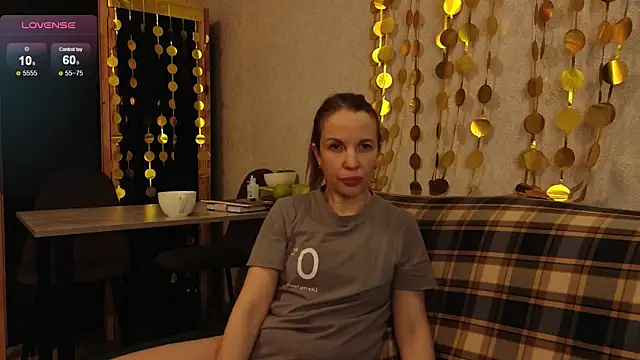 Nora Adamss online show from February 2026 09:07:02 AM