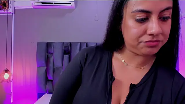 Xisu  online show from February 2025 03:37:02 AM