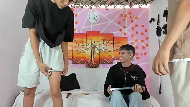 Snapshot of Fresahot2005 chatting on March 2025 07:27:02 PM Fresahot2005 online show from March 2025 07:27:02 PM