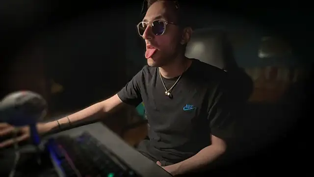 Stefisexy91 online show from October 2025 08:43:02 PM