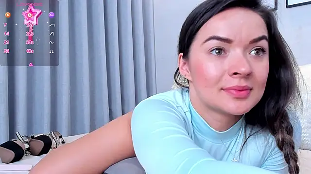 lennabell online show from February 2025 03:45:02 PM