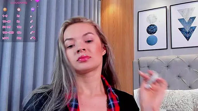 lennabell online show from December 2025 11:19:01 AM