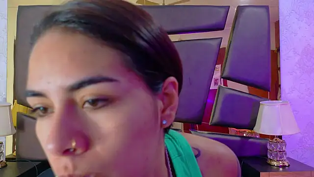 NicoleEsposito online show from October 2025 12:51:01 PM