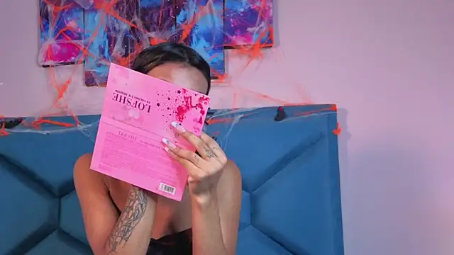 Kaataleya horny online show from October 2025 02:41:02 AM