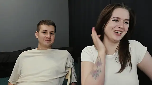 Snapshot of Pinku_kitsune chatting on February 2025 02:44:02 AM Pinku kitsune online show from February 2025 02:44:02 AM