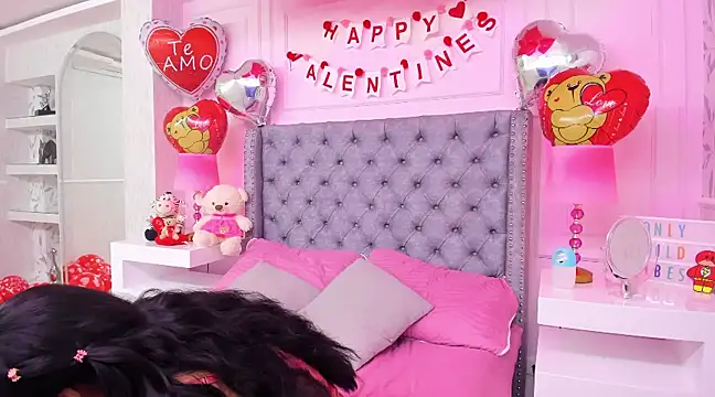 HaileeRoberts online show from February 2025 12:16:01 PM