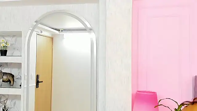 HaileeRoberts online show from February 2026 12:27:01 PM