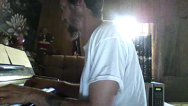 Snapshot of luke_thighwalker2469 chatting on November 2025 10:19:02 PM luke thighwalker2469 online show from November 2025 10:19:02 PM