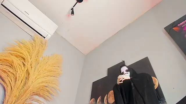 ALICEPOIXXXON online show from October 2025 03:52:02 AM