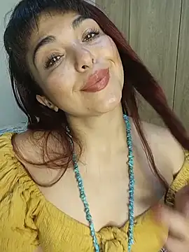 Snapshot of Winona-miu chatting on May 2026 04:47:01 PM Winona-miu online show from May 2026 04:47:01 PM