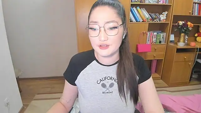 Snapshot of nliki4506 chatting on February 2025 08:16:02 PM nliki4506 online show from February 2025 08:16:02 PM