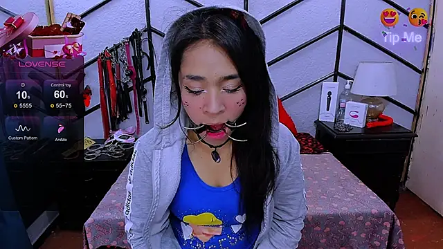 AlanaLuck online show from February 2025 12:17:02 PM