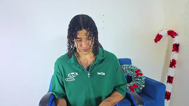 Demitryo online show from November 2025 03:56:02 PM