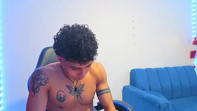 Demitryo online show from January 2026 06:29:02 AM