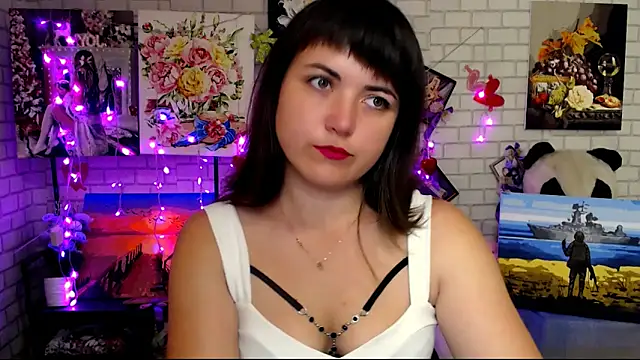 Darina M  online show from September 2025 04:49:01 AM